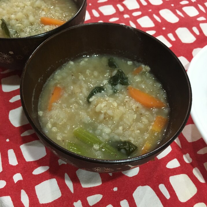 蕎麦の実、餅入り味噌汁